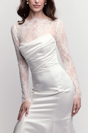 Locket Lipa #16221 #6 frontface vertical cropped thumbnail