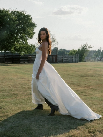 Locket #16222 #8 vertical thumbnail