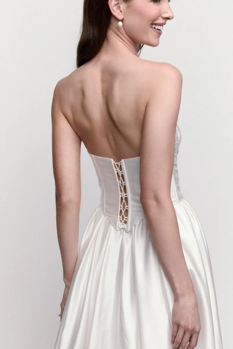 Locket #16222 #17 backface vertical cropped thumbnail