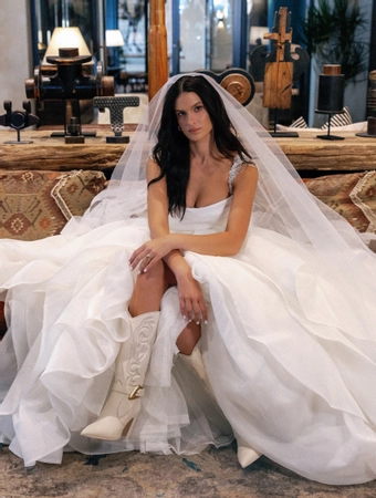 Locket Lilith with Straps #16228 #1 frontface vertical thumbnail