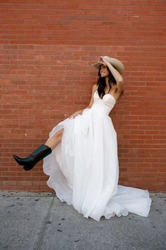 Locket Peony #16234 #2 frontface vertical thumbnail