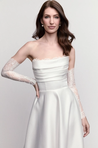 Locket Aster with Sleeves #16744 #8 frontface vertical cropped thumbnail