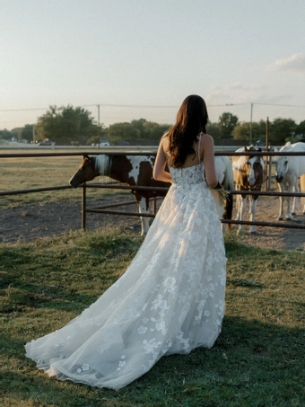 Locket Orchid #16749 #11 default backface vertical thumbnail