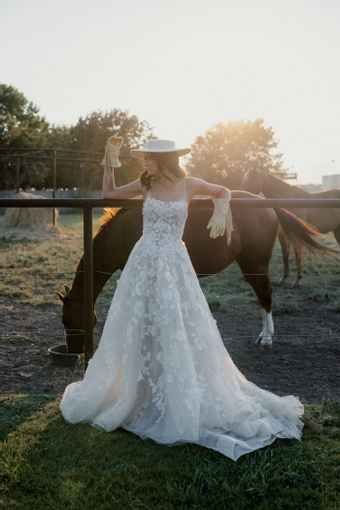 Locket Orchid #16749 #9 frontface vertical thumbnail