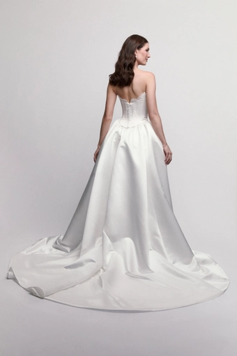 Locket Iris with Overskirt #16752 #3 default backface vertical thumbnail