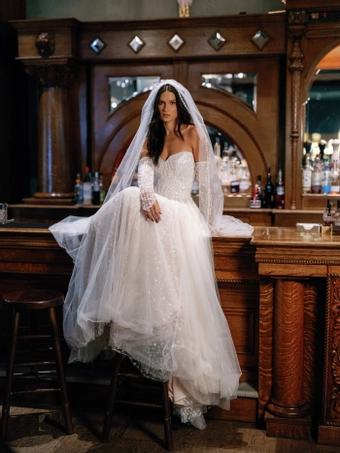 Locket Arista with Sleeves #16805 #4 frontface vertical thumbnail