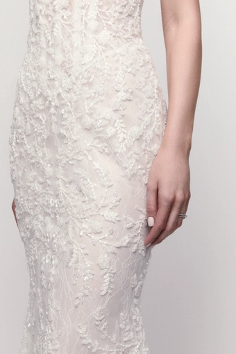 Locket Amaranth #16807 #9 frontface vertical cropped thumbnail