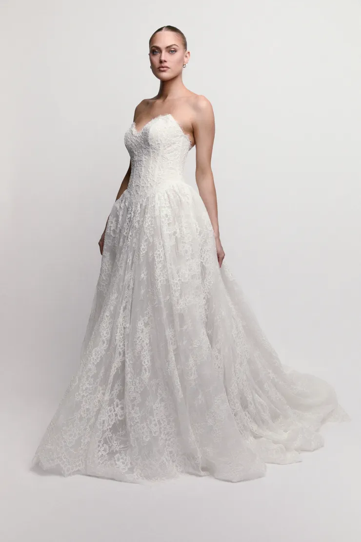 Watters Annouk 61110B #1 frontface vertical picture