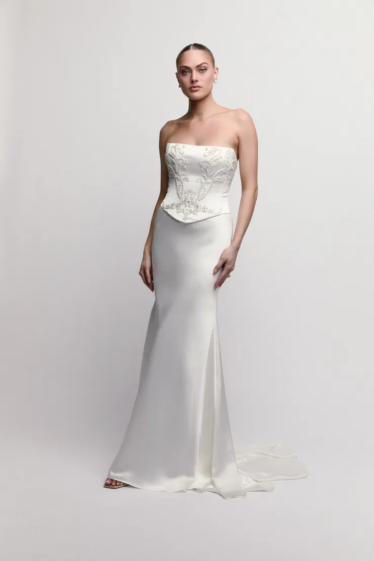 Watters Christel 61214P #0 default frontface vertical picture