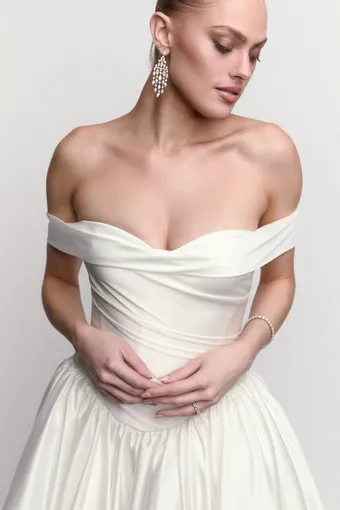 Watters Desmina #61300B #3 frontface vertical cropped thumbnail