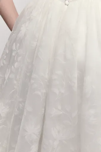 Watters Isa #61311B #5 vertical cropped thumbnail