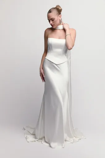 Watters Famke with Scarf #61317B #0 default frontface vertical thumbnail