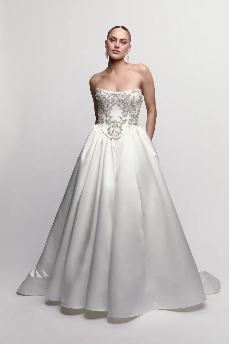 Watters Agnes 61405B #1 frontface vertical picture