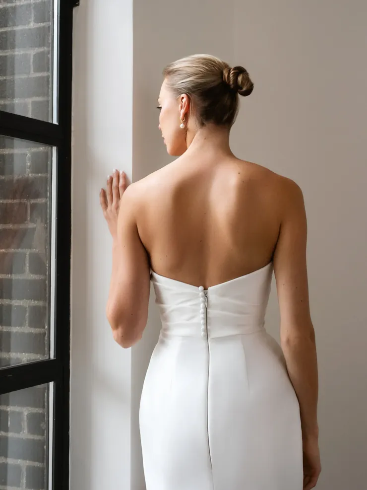 Kelly Faetanini Azure #3 backface vertical cropped picture