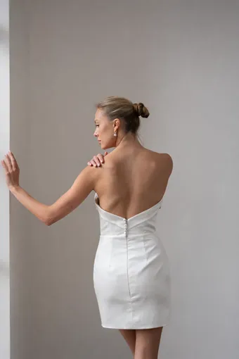 Kelly Faetanini Maren $1 default backface vertical thumbnail