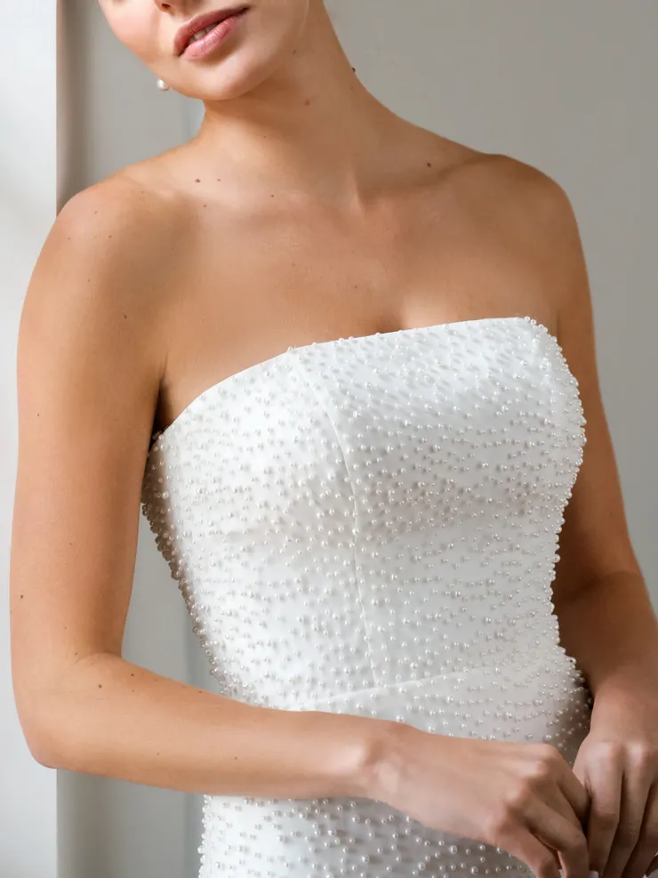 Kelly Faetanini Marina #3 frontface vertical cropped picture