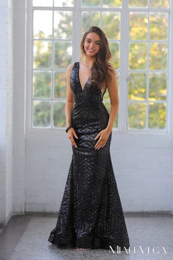 Miah Vega Style #15999 $0 default frontface vertical thumbnail