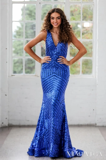 Miah Vega Style #15999 $1 frontface vertical thumbnail