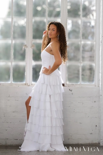 Miah Vega Style #24502 $12 backface vertical thumbnail