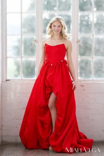 Miah Vega Style #24601 $13 frontface vertical thumbnail