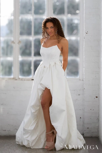 Miah Vega Style #24601 $10 frontface vertical thumbnail