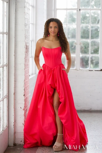 Miah Vega Style #24601 $1 frontface vertical thumbnail