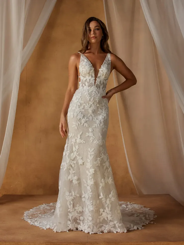 Madi Lane Nellie Image