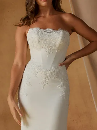 Madi Lane Natine #2 frontface vertical cropped thumbnail