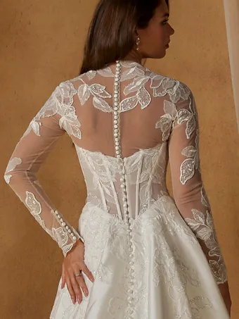 Madi Lane Nero #6 backface vertical cropped thumbnail