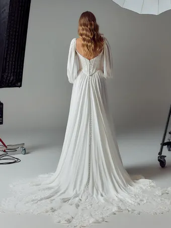 Evie Young Ophelia #1 default backface vertical thumbnail