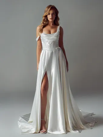 Evie Young MOLLY #0 default frontface vertical thumbnail