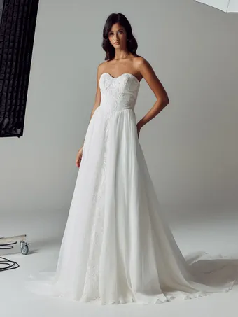 Evie Young Cecilia #6 frontface vertical thumbnail