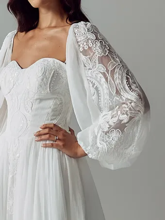 Evie Young Cecilia #8 frontface vertical cropped thumbnail