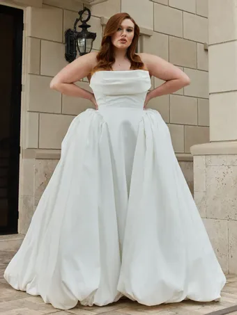 Evie Young Angie #1 frontface vertical thumbnail