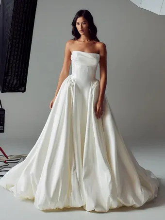 Evie Young Angie #8 frontface vertical thumbnail