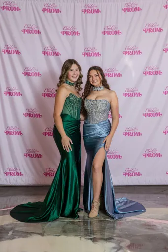 Rose + Grace Style #Chanel #8 frontface vertical thumbnail