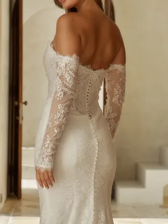 Serene CHESSY #9 backface vertical cropped thumbnail