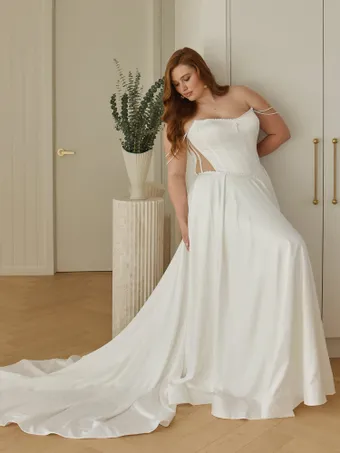 Serene VAUGHN-ACE #1 frontface vertical thumbnail