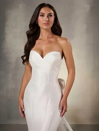 Virginia Jane 18461 #2 frontface vertical cropped thumbnail