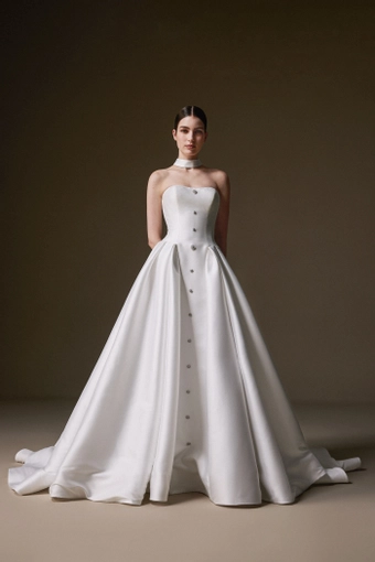 La Premiere Claude #2 frontface vertical thumbnail