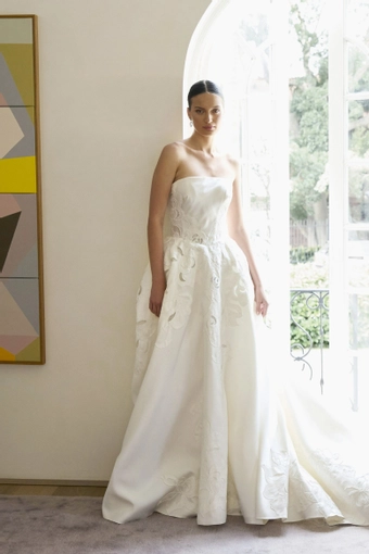 La Premiere Chandra #1 frontface vertical thumbnail