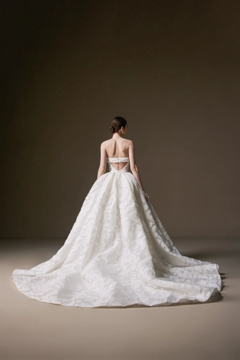 La Premiere Coralie #2 default backface vertical thumbnail