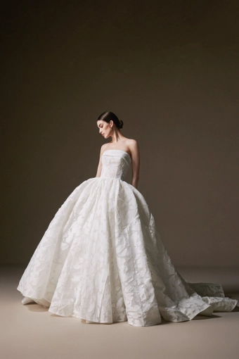 La Premiere Coralie #1 frontface vertical thumbnail