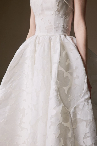 La Premiere Coralie #3 frontface vertical cropped thumbnail