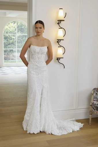 La Premiere Clarimond #4 frontface vertical thumbnail