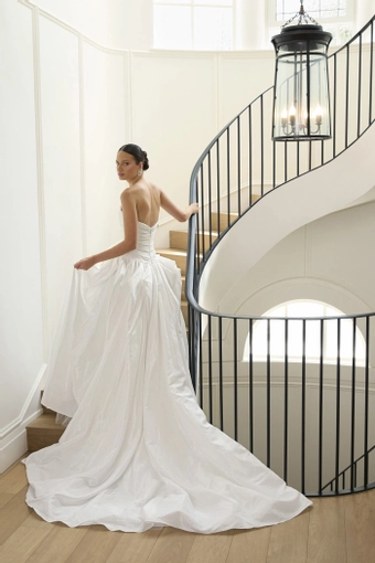 La Premiere Cherish #4 backface vertical thumbnail