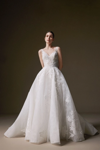 La Premiere Carissa #0 default frontface vertical thumbnail