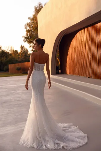 Demetrios #1512 #2 default backface vertical thumbnail