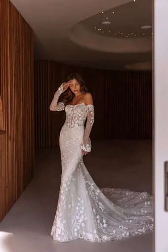 Demetrios #1515 #0 default frontface vertical thumbnail