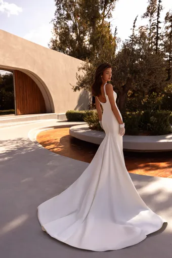 Demetrios #1519 #1 default backface vertical thumbnail